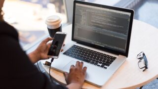 ブラッククローバーのあらすじは