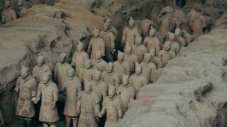 白起（はくき）は回想のみ登場