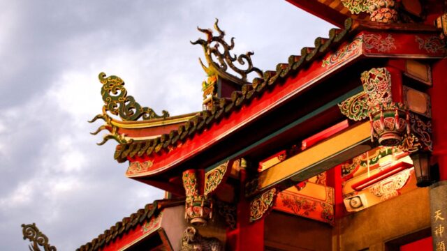 キングダムと三国志はどっちが先