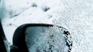 氷の城壁はなんて読む